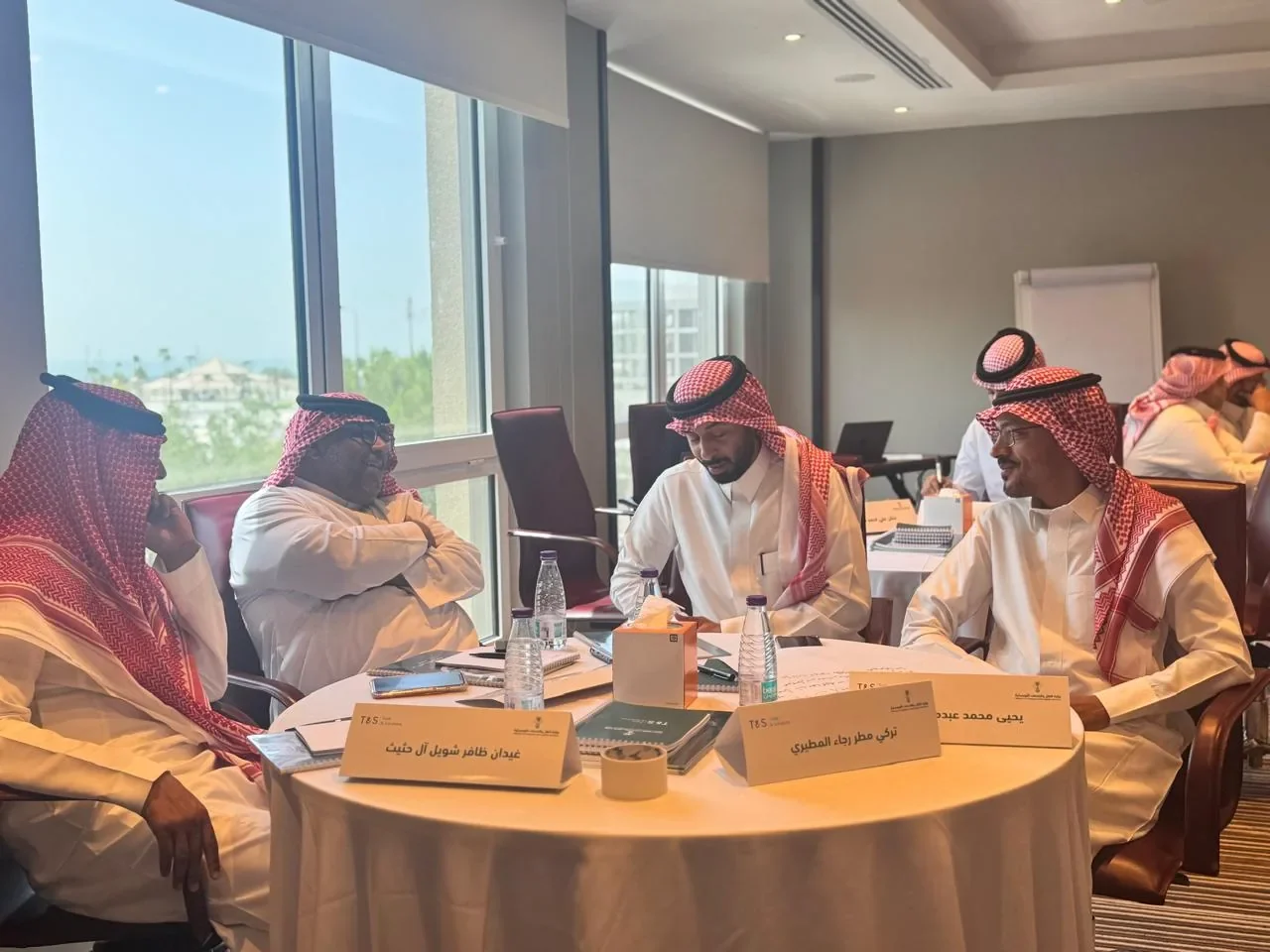 برنامج تطوير القيادات التنفيذية والتحول المؤسسي